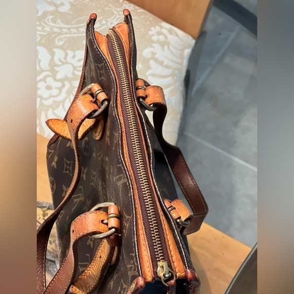 LV Authentic Poppincourt bag in great condition! - Picture 3 of 10